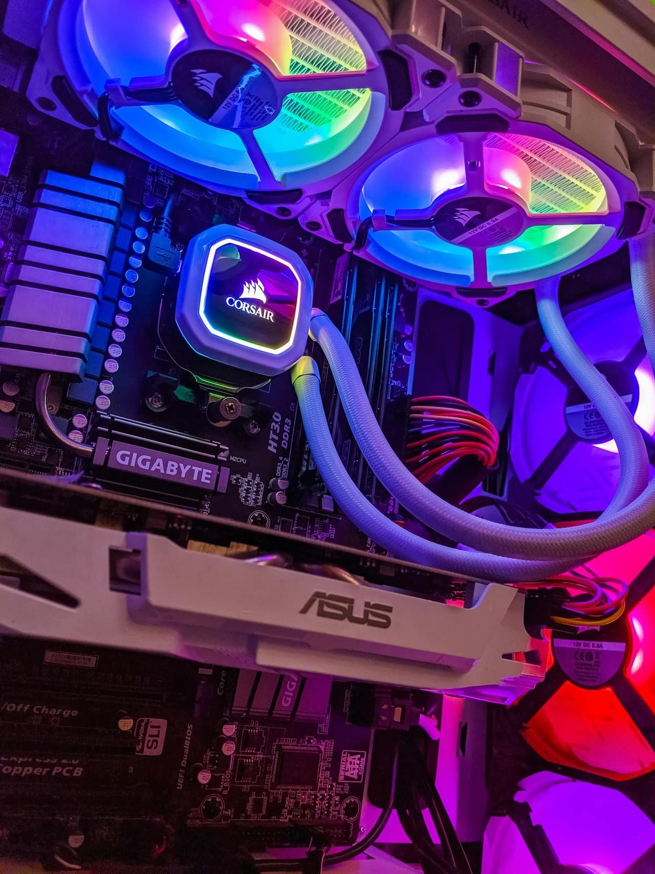GPU custom dans un PC compact